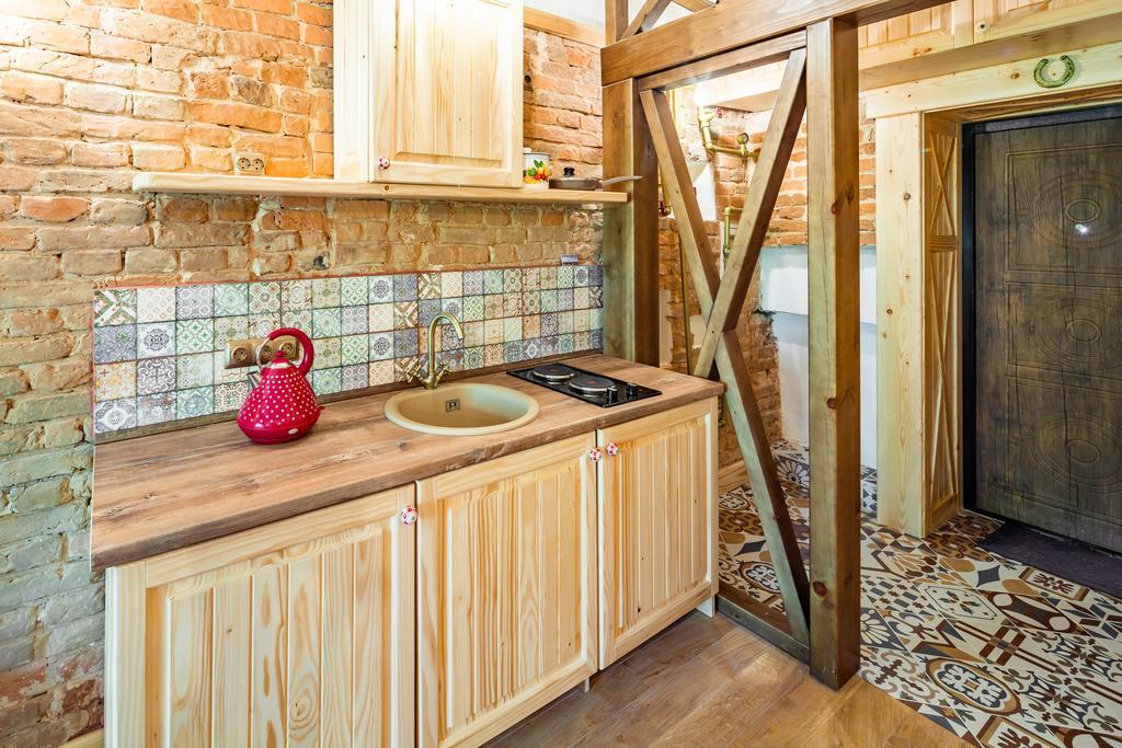 Nice Apartment Near Rynok Square Є Кондиціонер Світла Не Вимикали リヴィウ エクステリア 写真