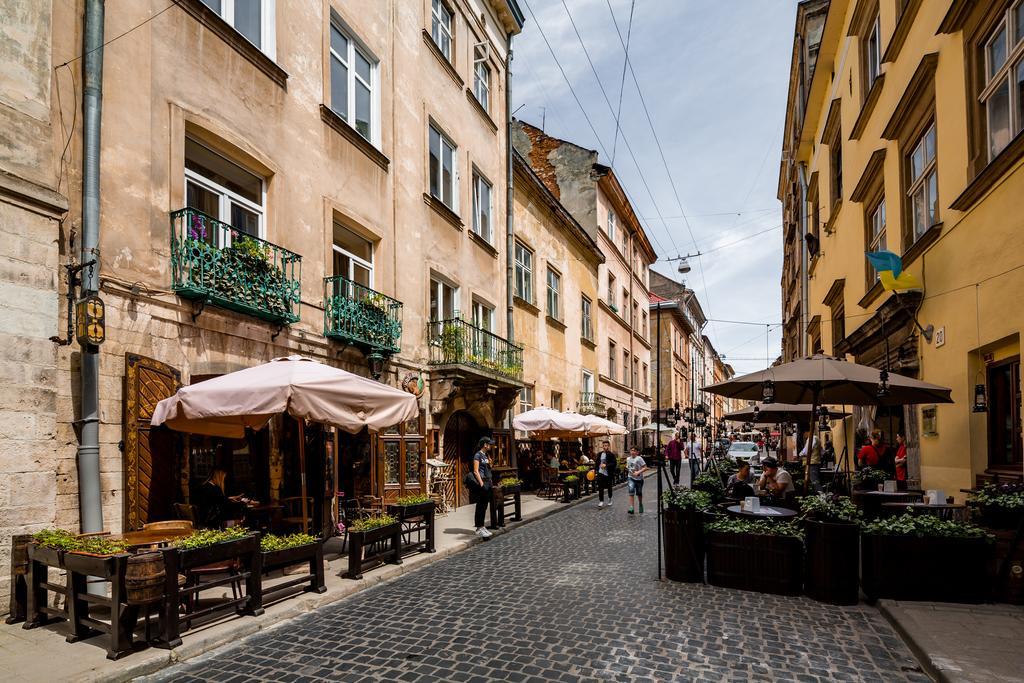 Nice Apartment Near Rynok Square Є Кондиціонер Світла Не Вимикали リヴィウ エクステリア 写真